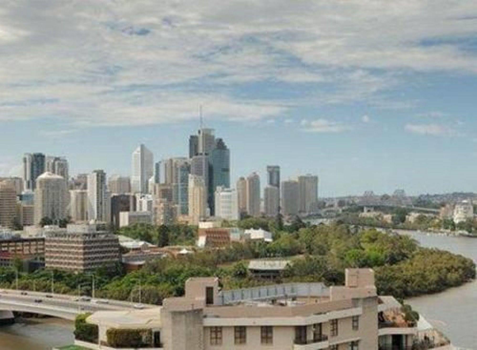 Central Cosmo Apartment Hotel Brisbane Zewnętrze zdjęcie