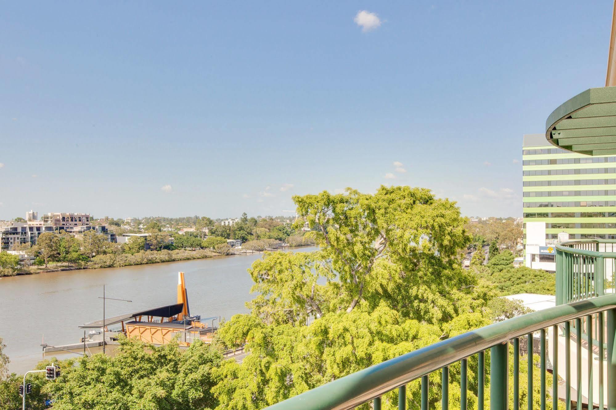 Central Cosmo Apartment Hotel Brisbane Zewnętrze zdjęcie