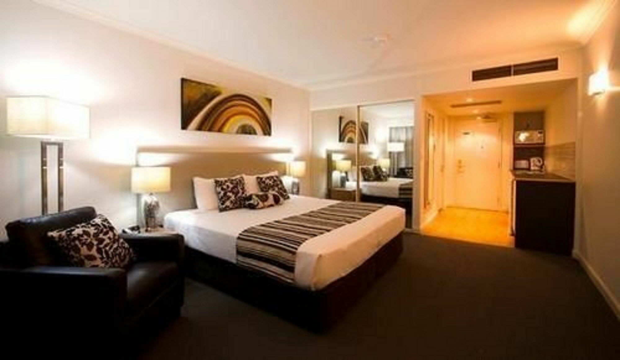 Central Cosmo Apartment Hotel Brisbane Zewnętrze zdjęcie